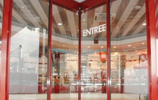 record PST 20 – porte coulissante angulaire